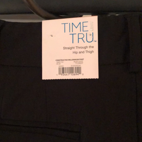 Time & Tru NWT Straight Through The Hip Black Pants - Picture 3 of 3